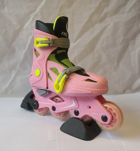粉色輪滑鞋
